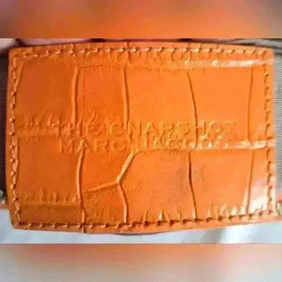 EUC Marc Jacobs The Snapshot Salmon Croc Casual Boho Crossbody Purse Bag - Picture 10 of 11